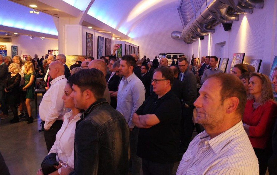 Audience at a presentation by Joe Muczka jr. at the Vogel Convention Center