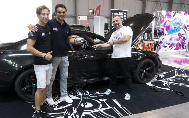 Presentation of a designed vehicle with motifs by Joe Muczka jr.